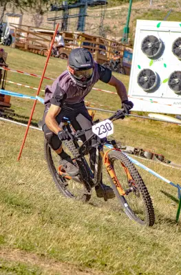 Photo VTT n°37 – Enduro Super Besse