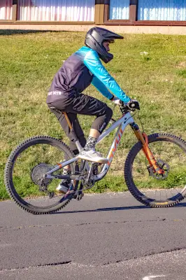 Photo VTT n°75 – Enduro Super Besse